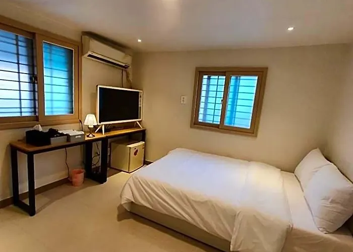 Konkuk Hotel 2*